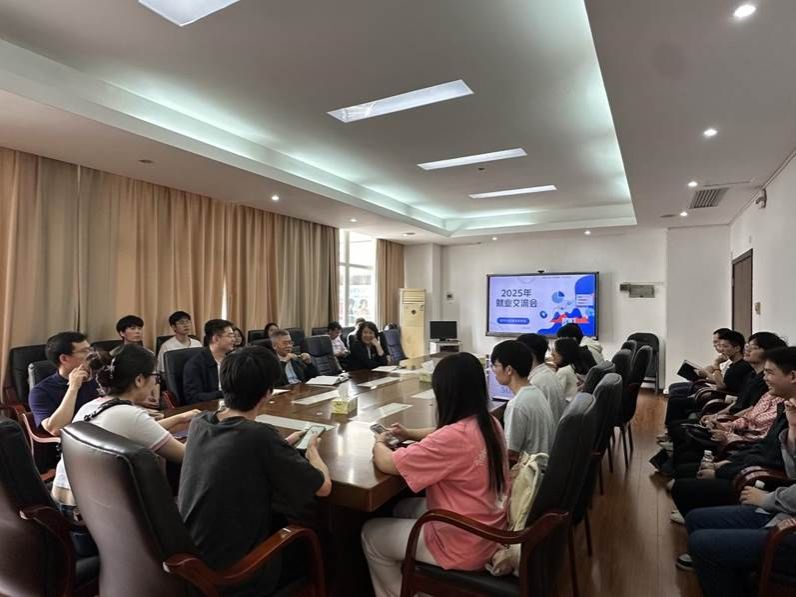 b57d2a636ec10d97f8dc91e3802eb63